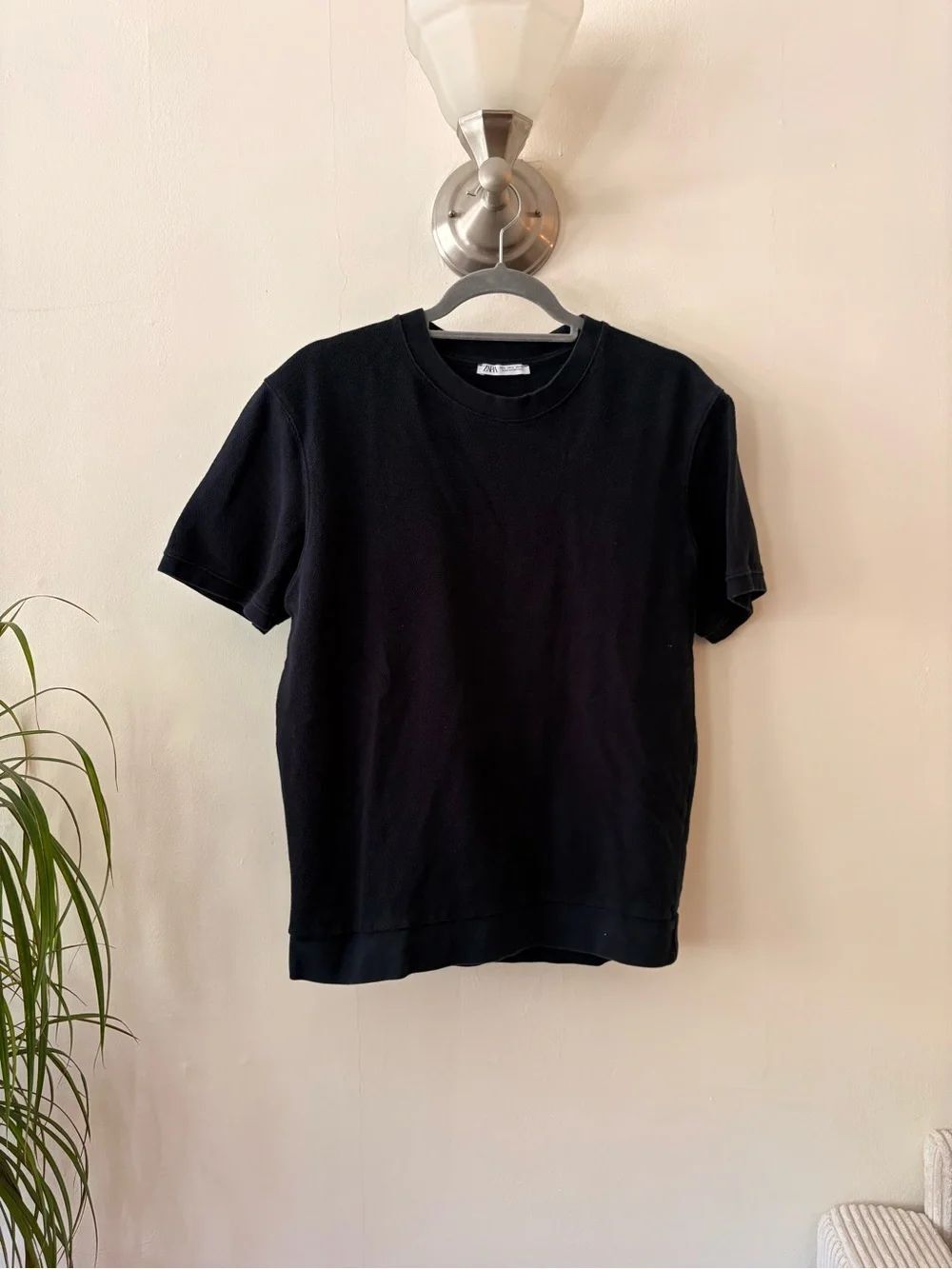 Zara Black Short Sleeve Crewneck Tee